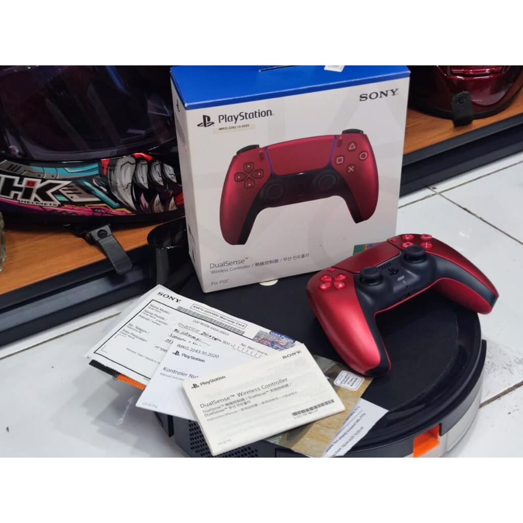 Stik PS5 Dualsense Volcanic Red Resmi