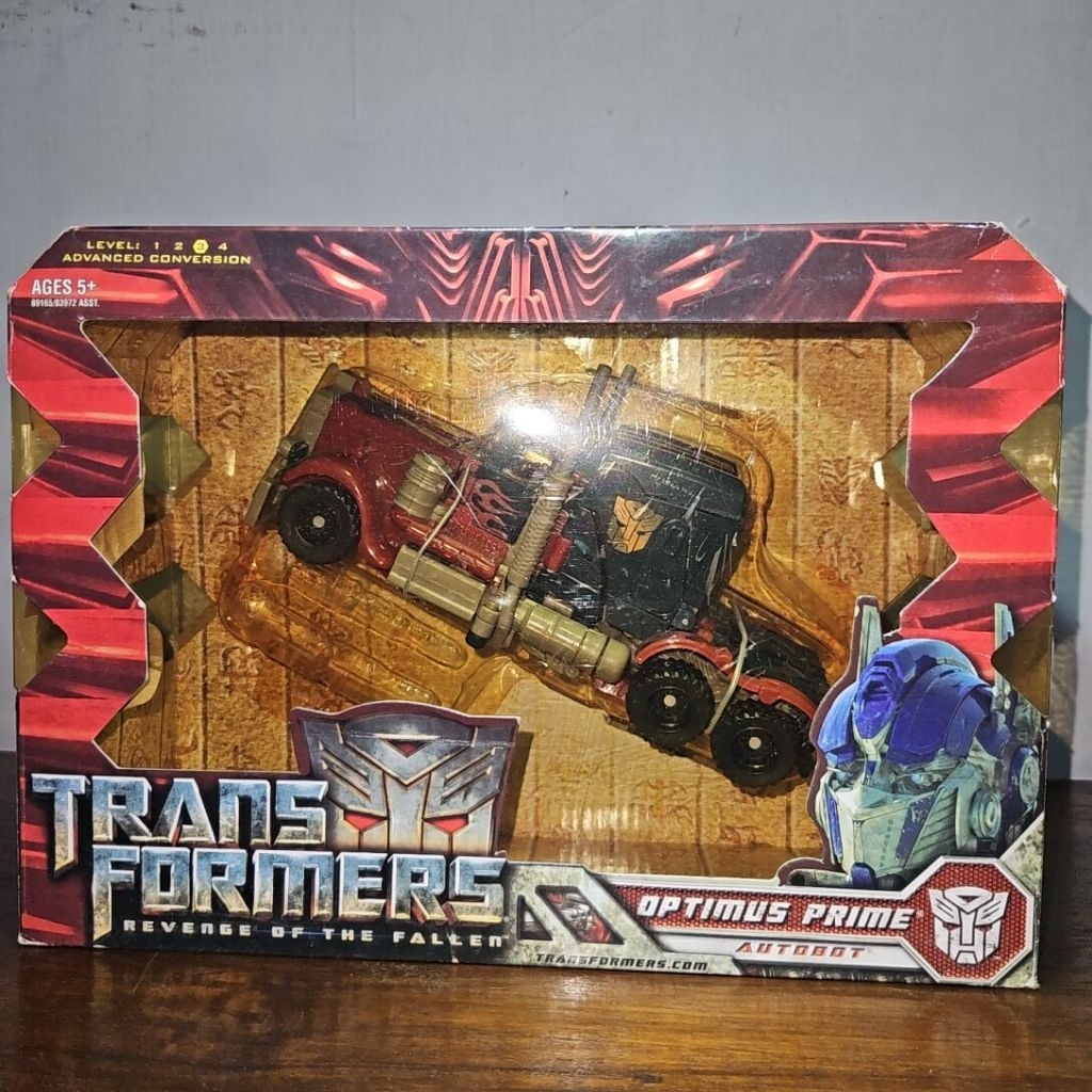 Transformers Optimus Prime Voyager Class Revenge of The Fallen ROTF Original