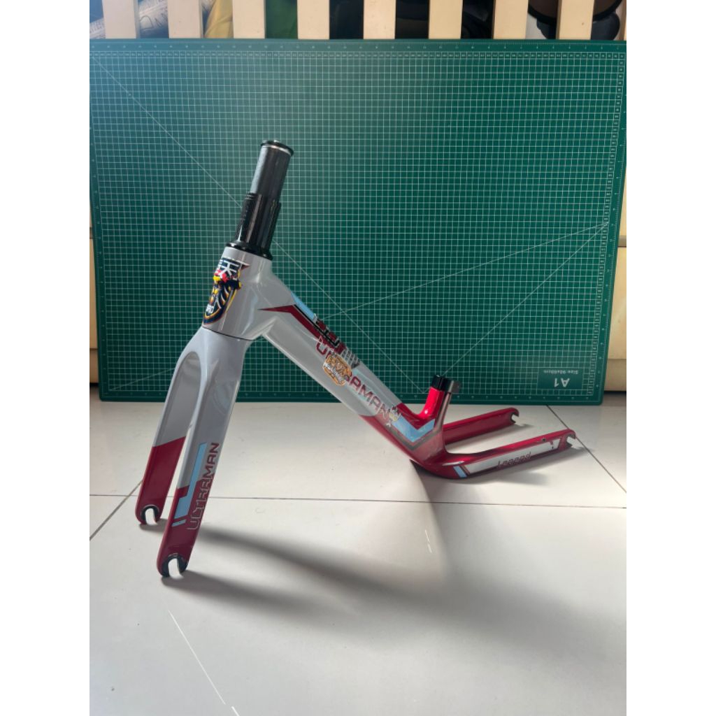 frame pushbike papa bike legend ultraman RARE