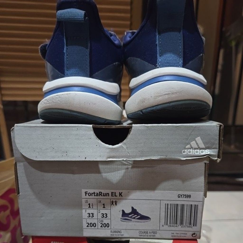 PRELOVED_ADIDAS_FORTARUN_size33