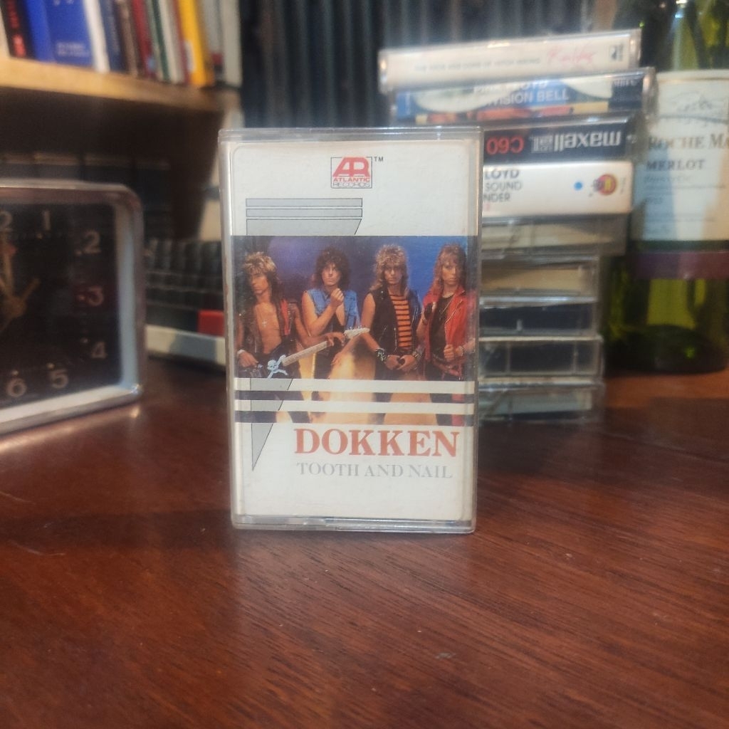 Kaset Pita Dokken Tooth And Nail