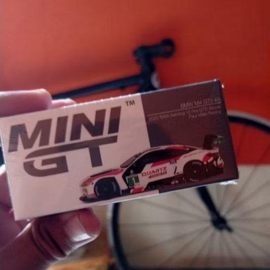 Mini GT BMW M4 GT3 paul miller new sealed