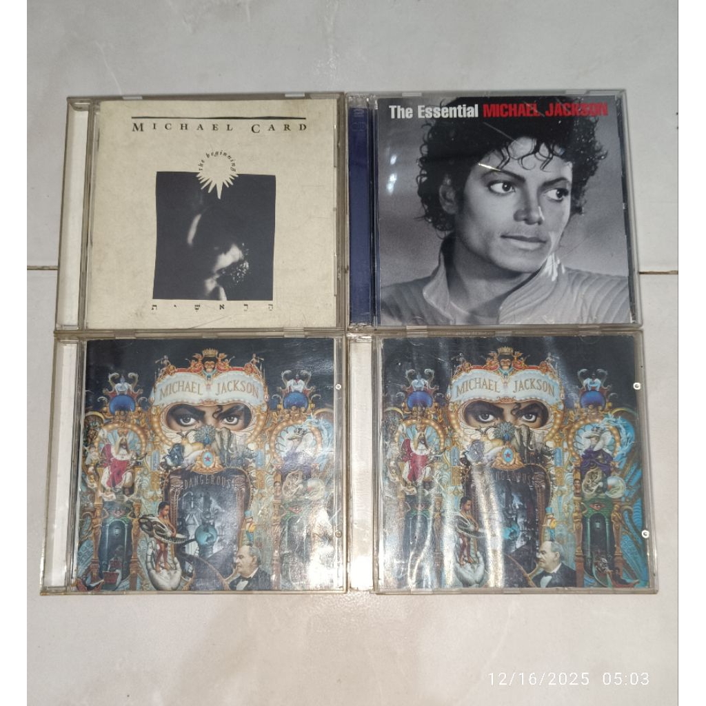 cd MICHAEL CARD-The Beginning / MICHAEL JACKSON-The Essential / MICHAEL JACKSON-Dangerous (1) / MICH