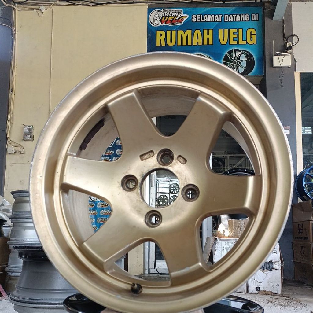 velg pelek original OEM isuzu panther hi sporty r15 bisa untuk upgrade atau mobil merk kijang lgx ki