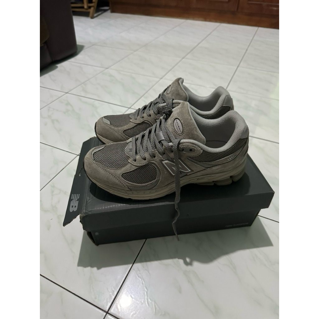 sepatu NB 2002r marblehead prelove nominus, size 42, made vietnam