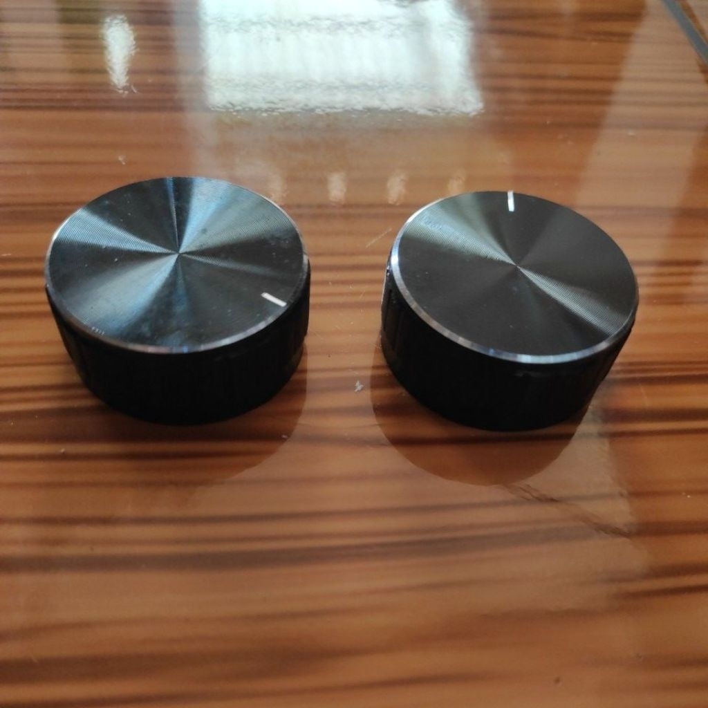 knop potensio alumunium 40 mm hitam per biji KNOP POTENSIO