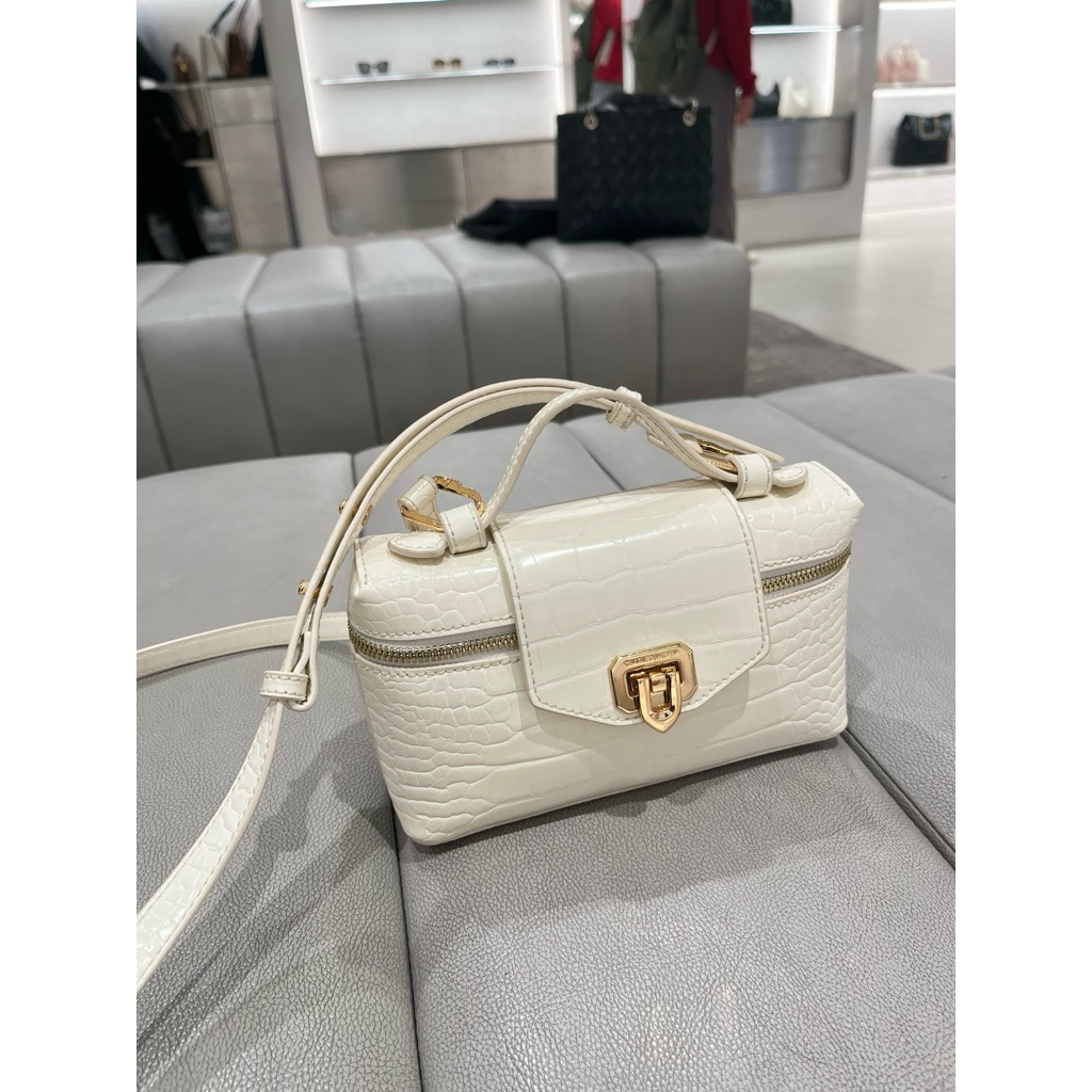 Jastip Tas charles and keith