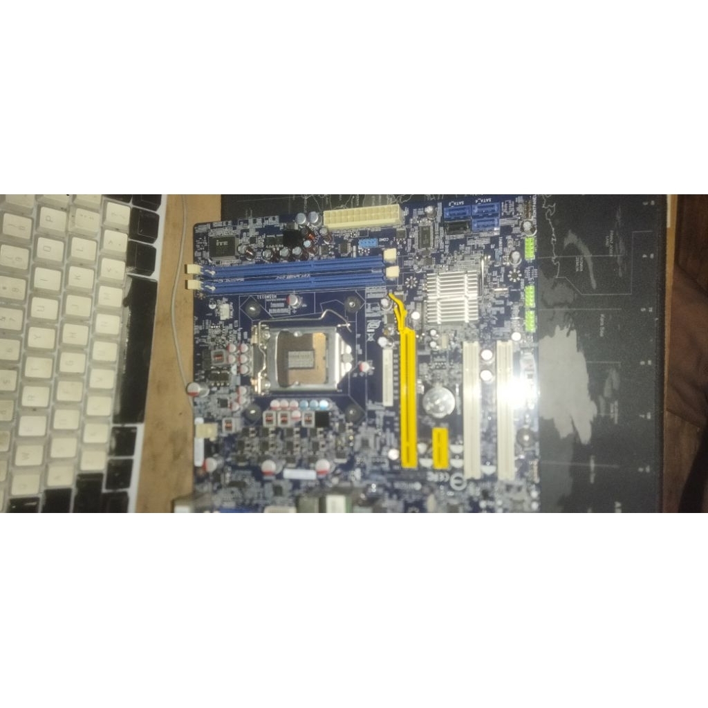 MOTHERBOARD Foxconn H55M-S atau varian H55MX-S.  LGA 1156