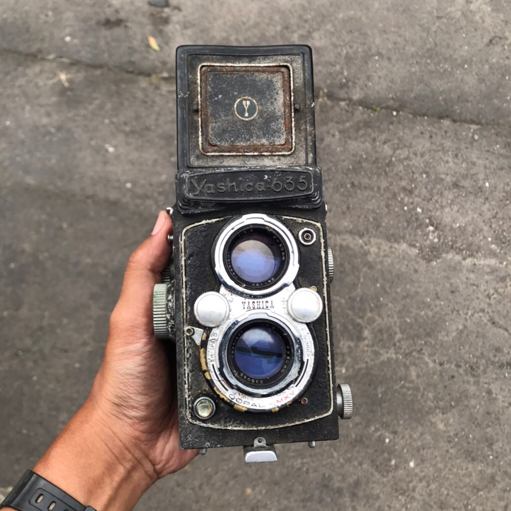 Kamera Antik Analog TLR Yashica 635 Kokang Jepret lancar