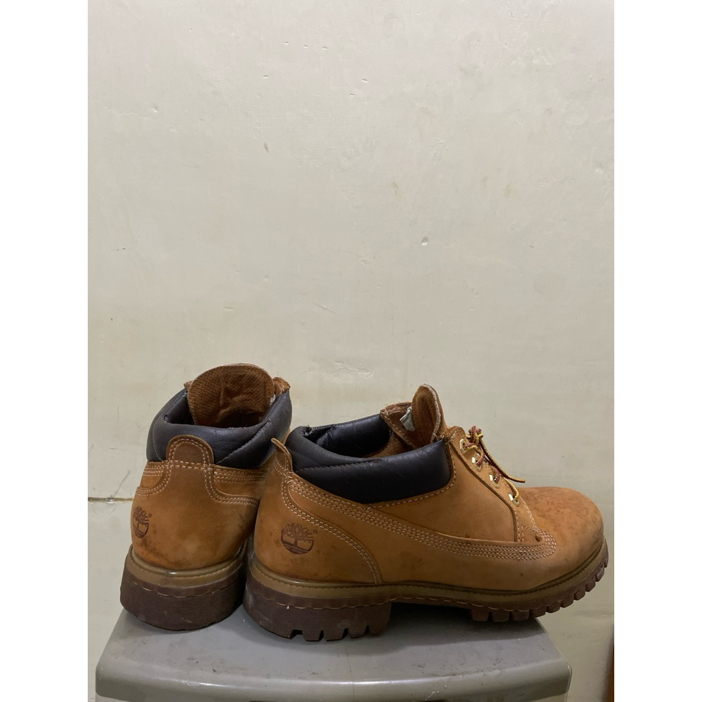 sepatu boots timberland icon low sz 43 preloved