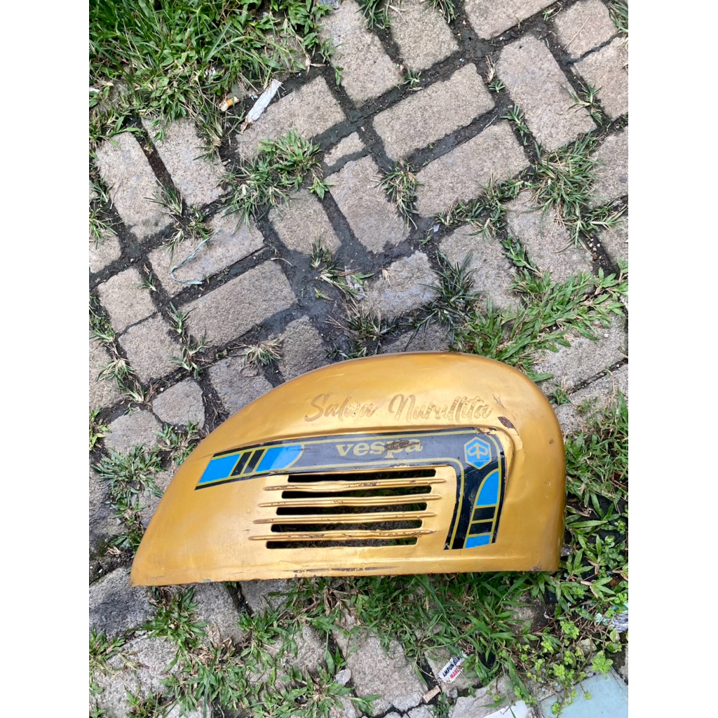 tepong kanan vespa super / bajaj original