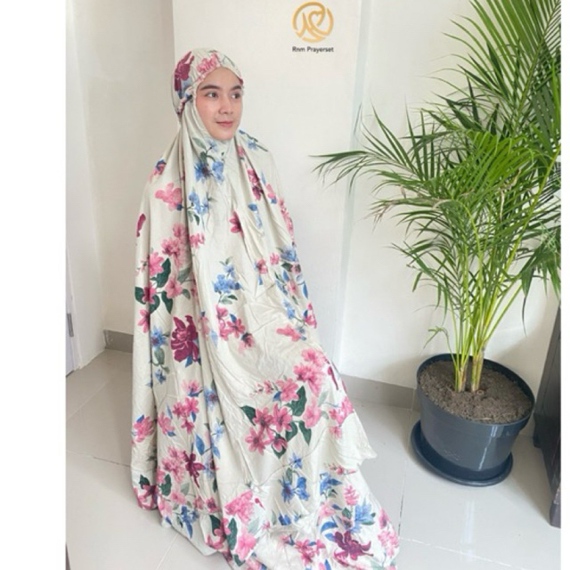 RNM Mukena Rayon Premium Motif Bunga Klambi Jumbo Free Tas Kecil Tali Karet