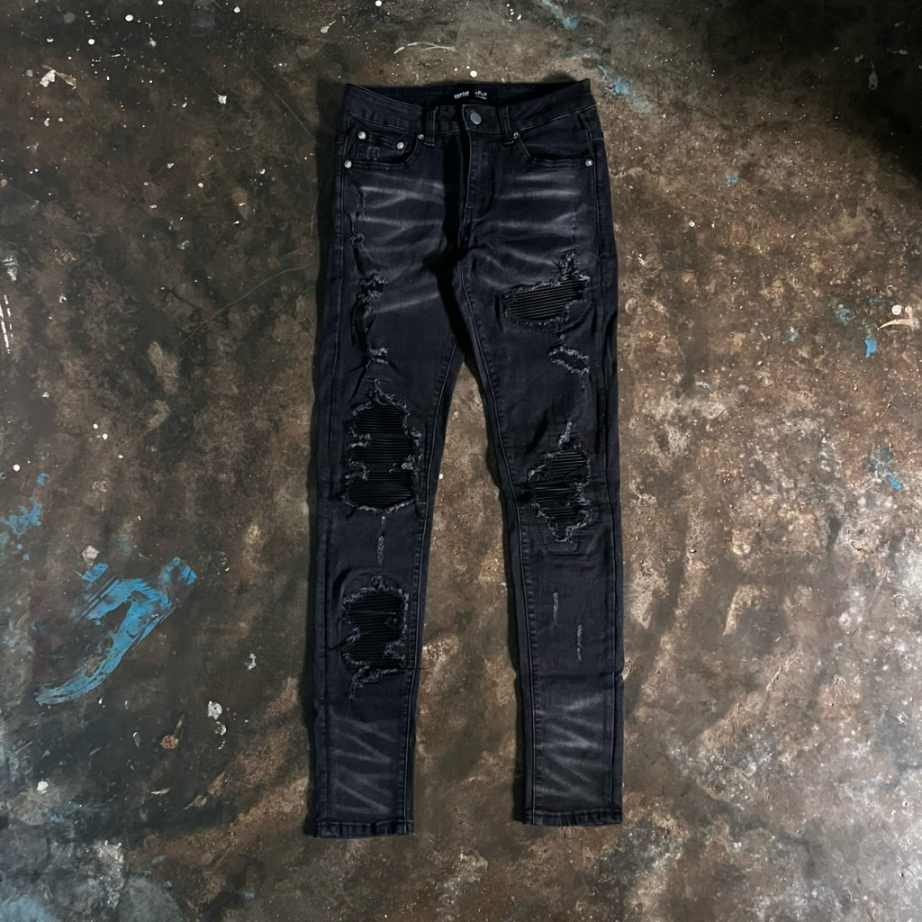 UPRISE BLACK PANTHER size 27