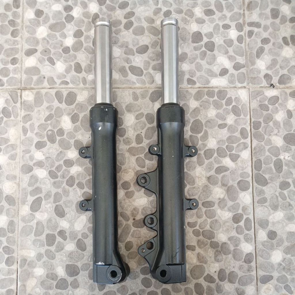Shock breaker Depan kanan Kiri Yamaha New NMAX 155 Asli Ori Original KYB 2DP Copotan Motor