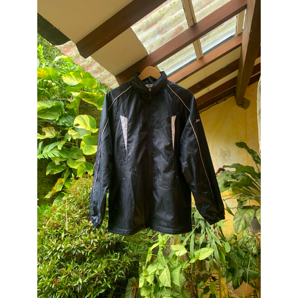 ASICS WINDBREAKER JACKET COLORBLOK NAVY PARASUT OLAHRAGA