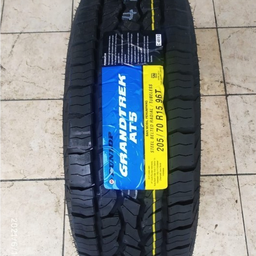 Ban Mobil Dunlop GRANDTREX AT5 205/70 R15
