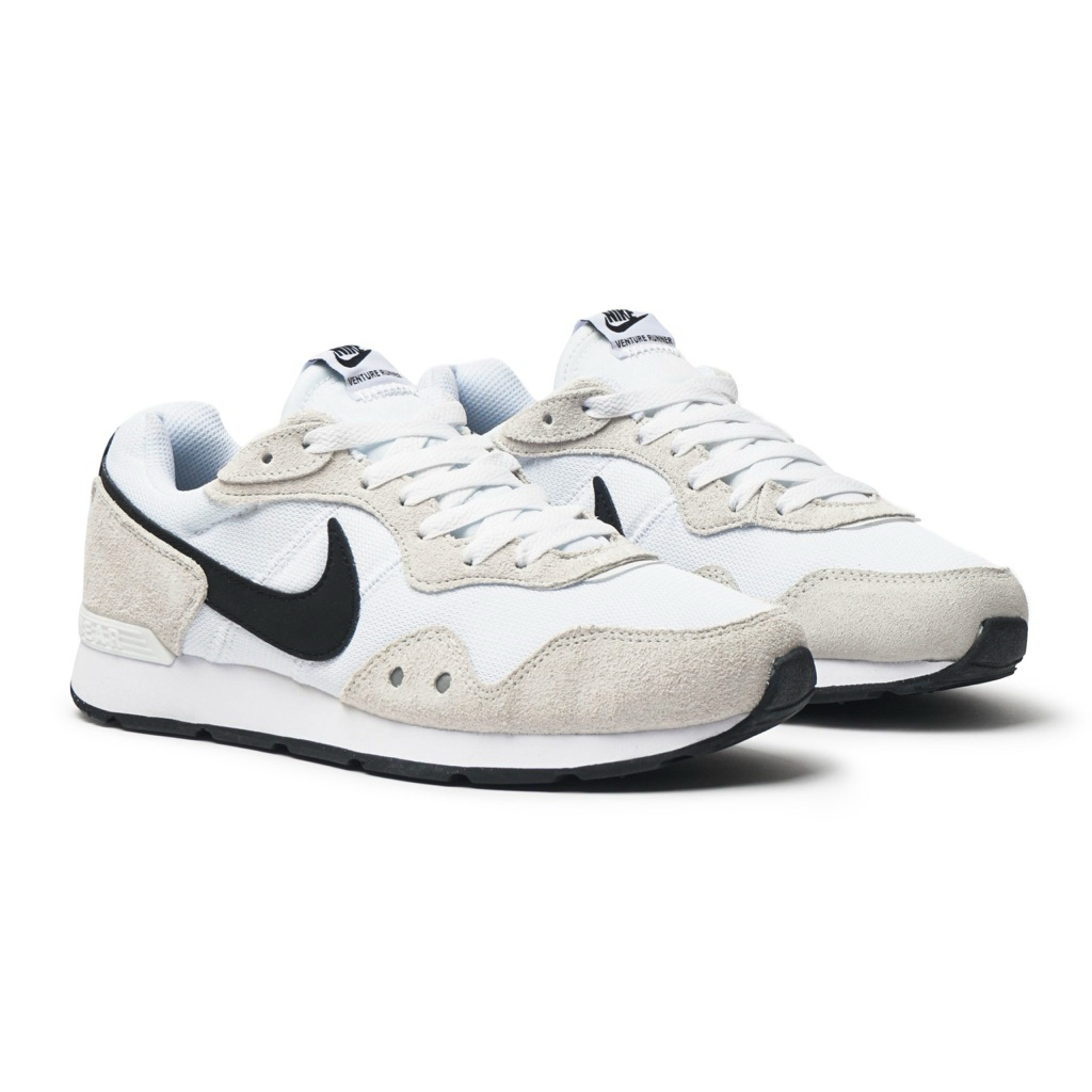 Nike Venture Runner