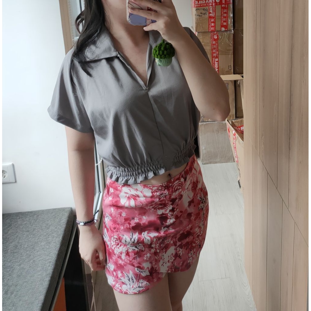 ATASAN ABU CROP TOP PINGGANG KARET