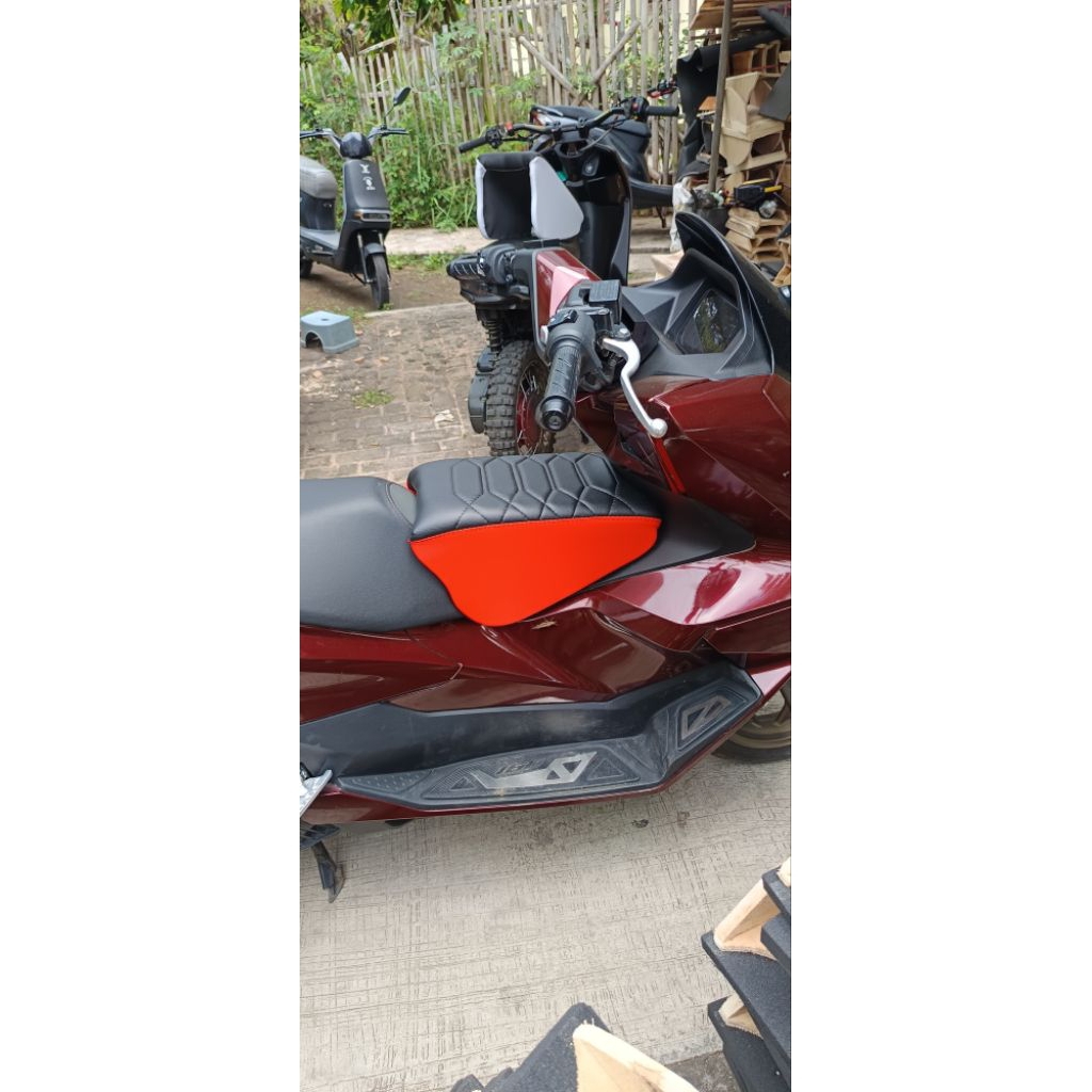 jok boncengan anak sepeda motor pcx nmax aerox xmax dll...motif timbul ukuran full body