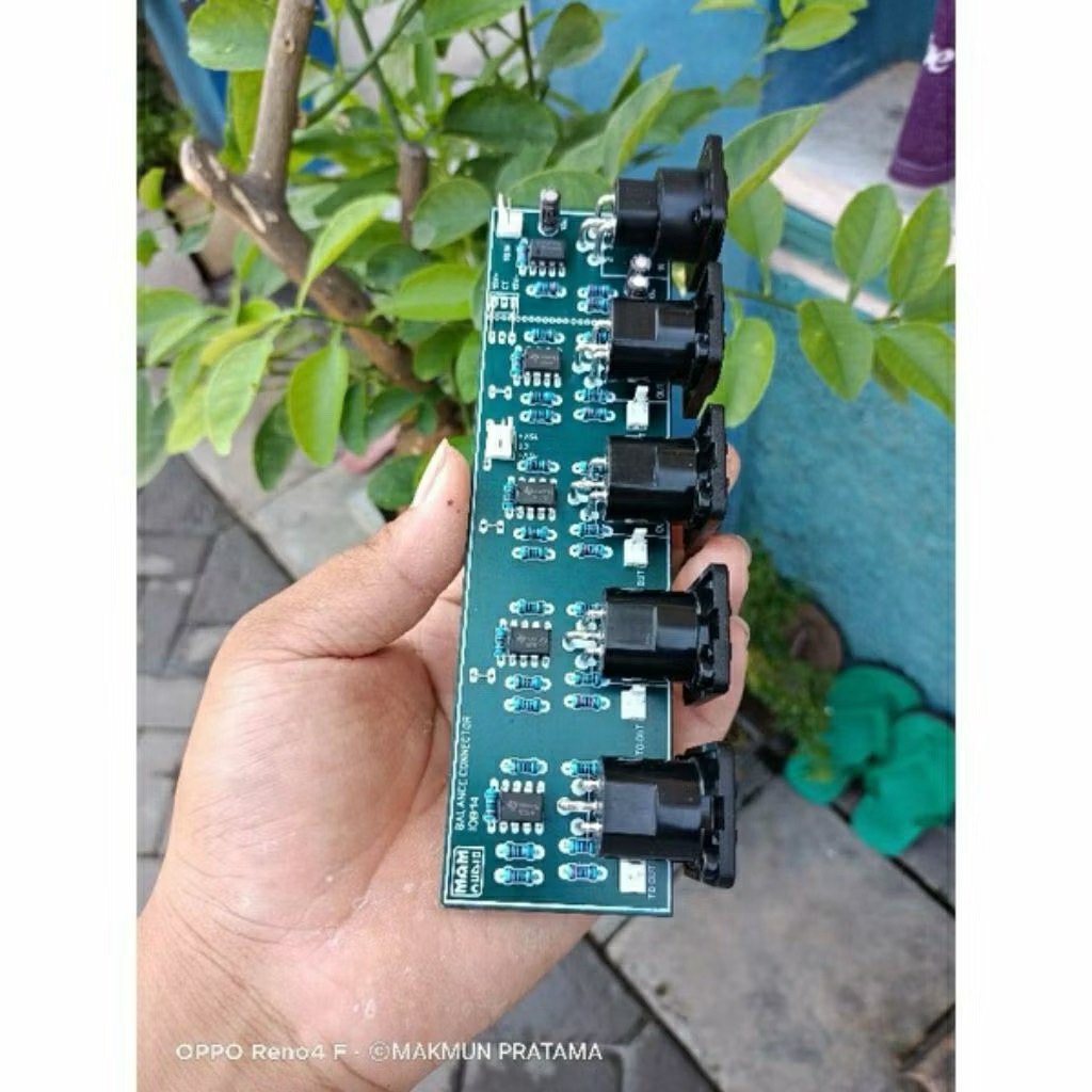 Kit Audio Distributor Output Balance 4 way IOB14 1 Input 4 Output