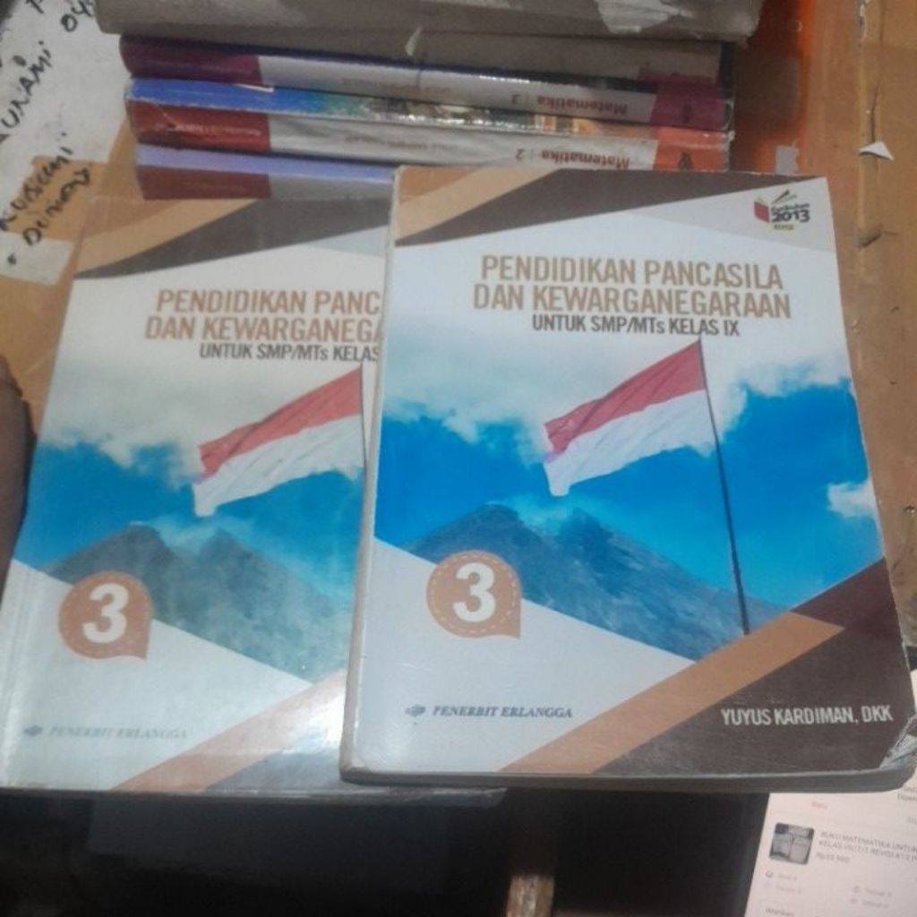 BUKU PPKN/PENDIDIKAN PANCASILA DAN KEWARGANEGARAAN UNTUK SMP KELAS IX/9/3 KURIKULUM K13 REVISI PENER