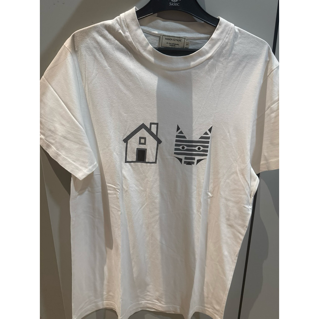 Preloved kaos Maison Kitsune