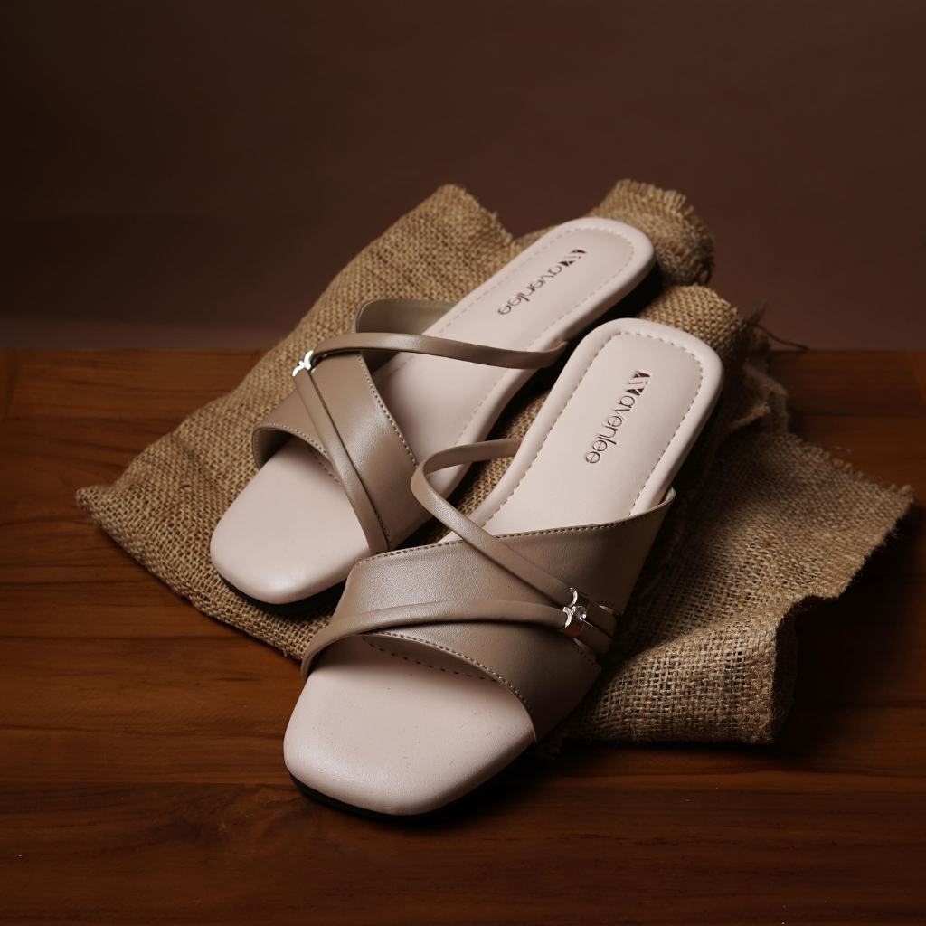 Avenlee Poetry - Sandal Wanita Flat Slide Slop Empuk Nyaman Kekinian Anti Slip