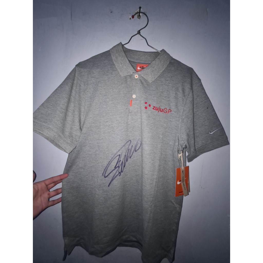 koleksi baju.bertanda.tangan.asli.cristiano.ronaldo