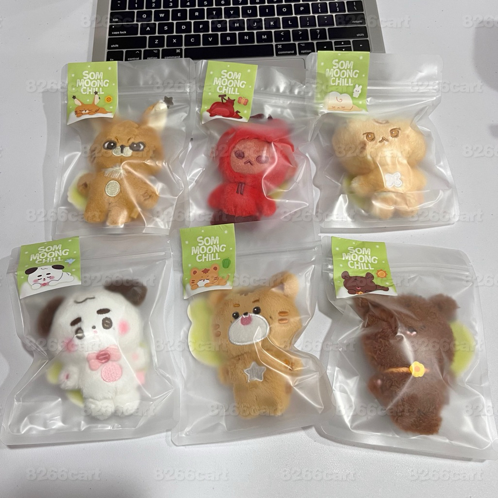 nct 127 - som moong chill 10cm doll keyring (johnny, yuta, doyoung, jungwoo, mark, haechan)