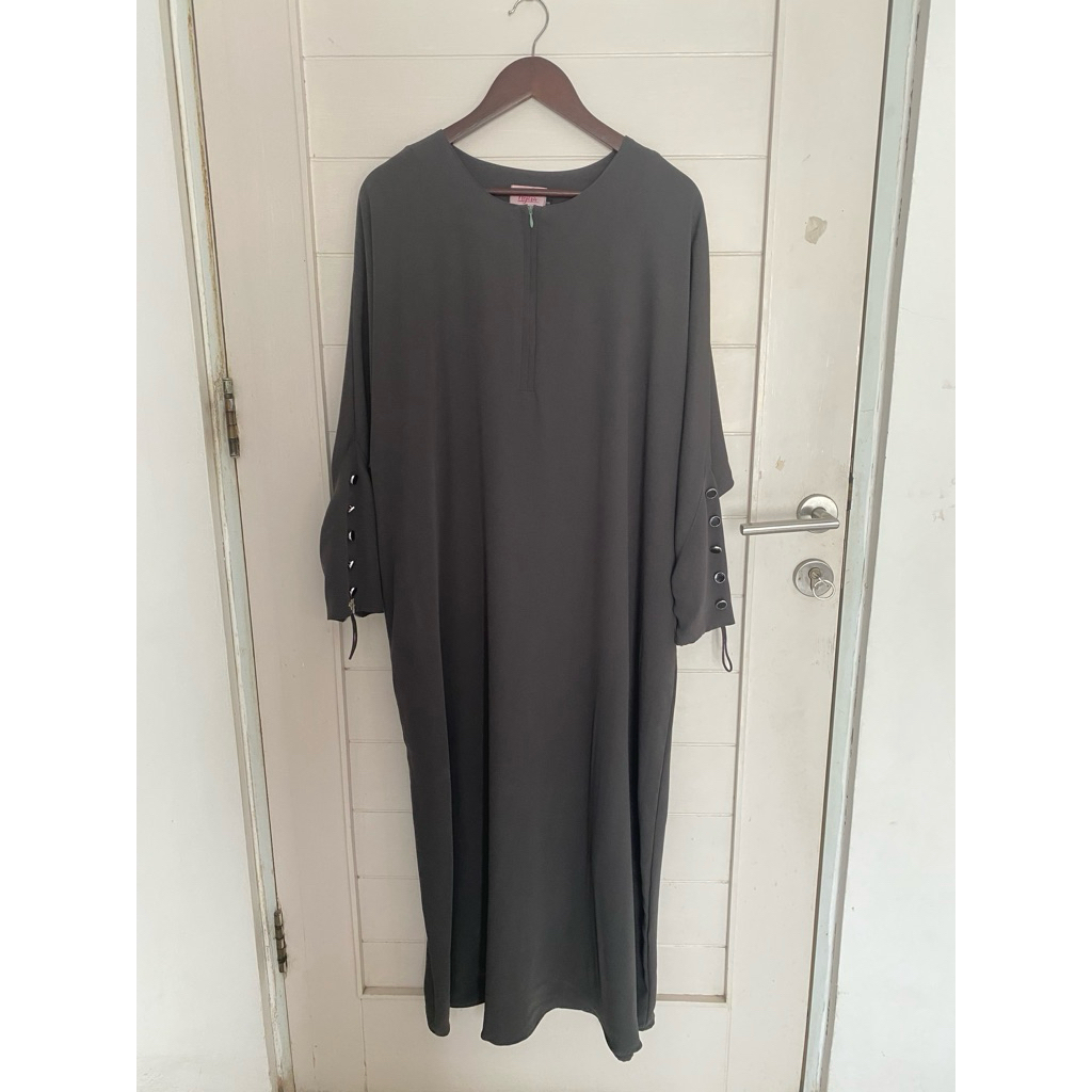 Hejira Shilouette Abaya (Preloved)