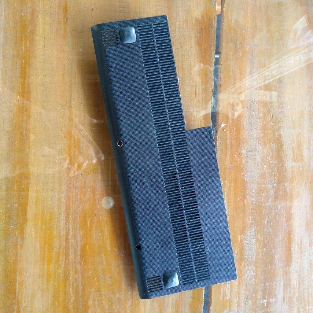 casing tutup bawah lenovo ideapad 300-14ibr