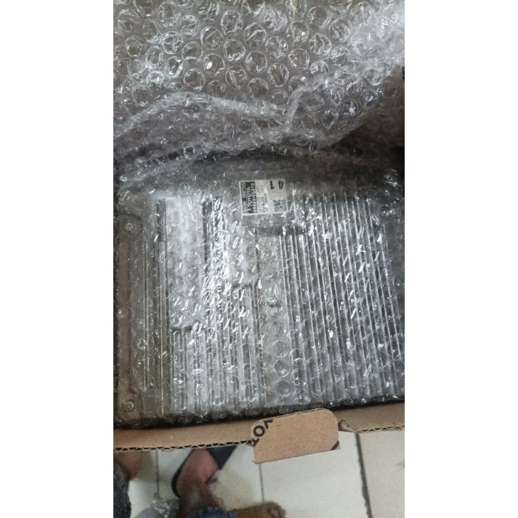 computer engine control ECU engine Toyota Innova reborn 89661-F0410 original