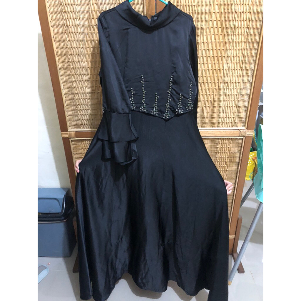 [Preloved] Gamis Gaun Pesta Payet Warna Hitam