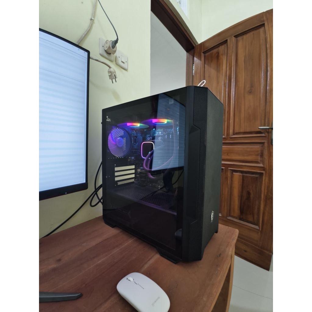 pc gaming rakitan bekas second seken ryzen 5 8600G