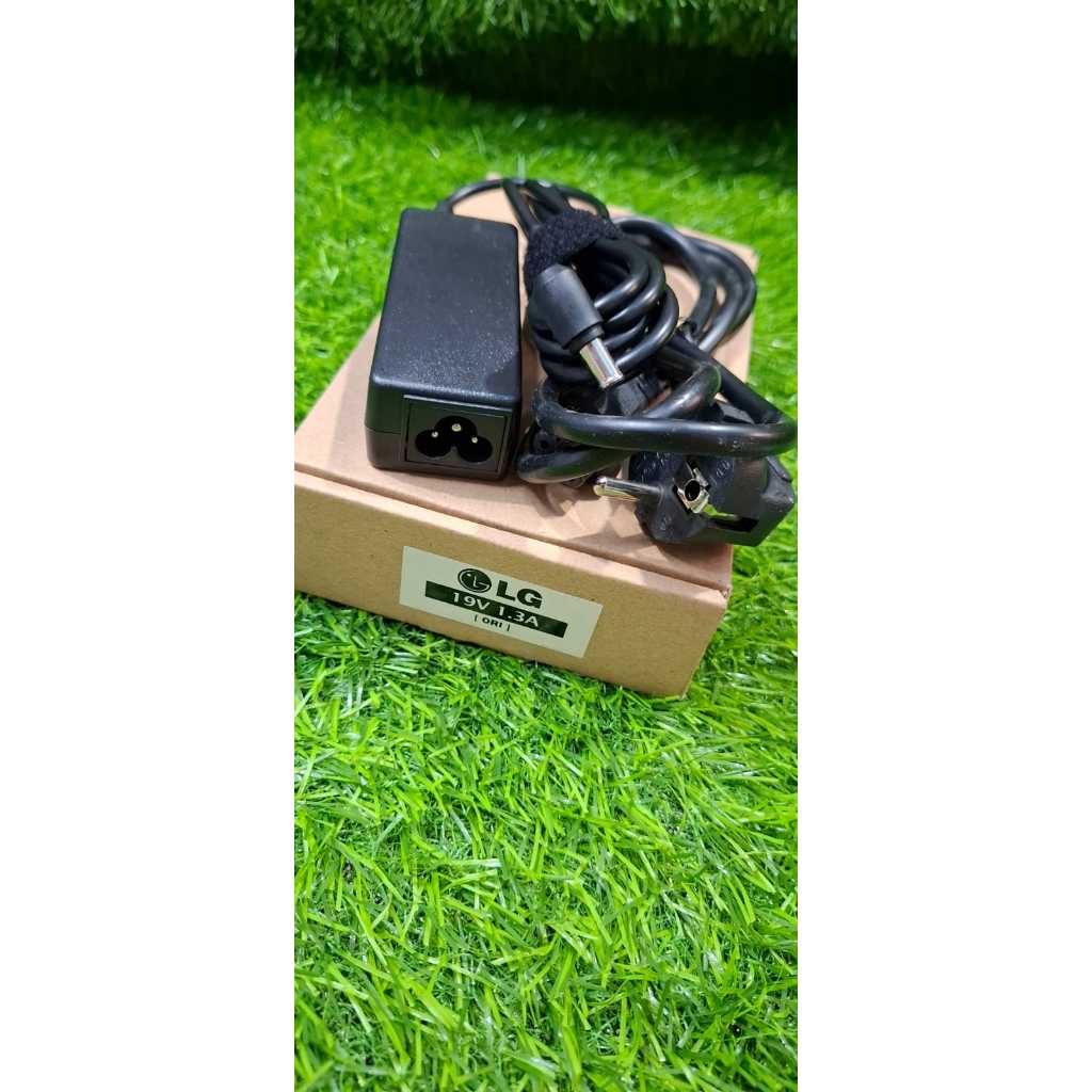 ADAPTOR TV LG Dan Monitor LG 19V 1.3A +KABEL POWER 19volt 1.3amper