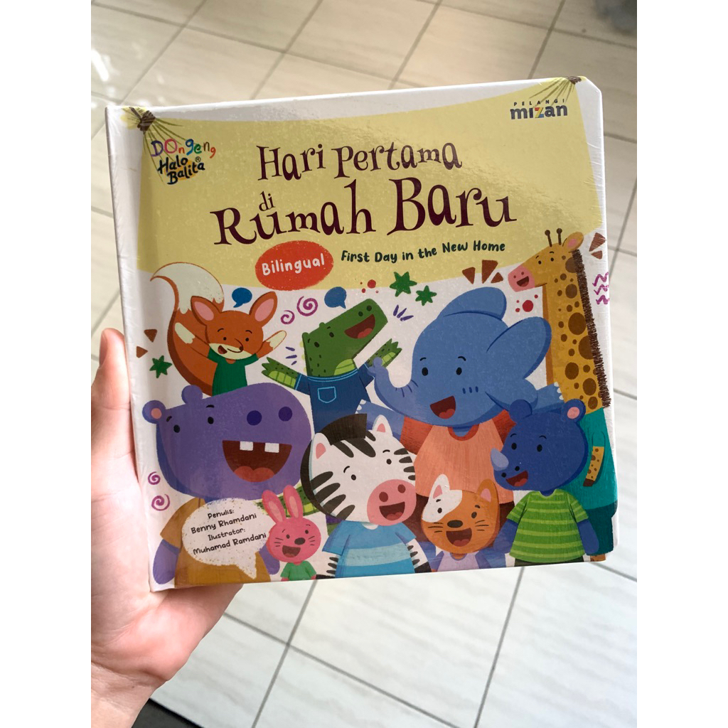 BOARD BOOK Hari Pertama di Rumah Baru (Mizan)