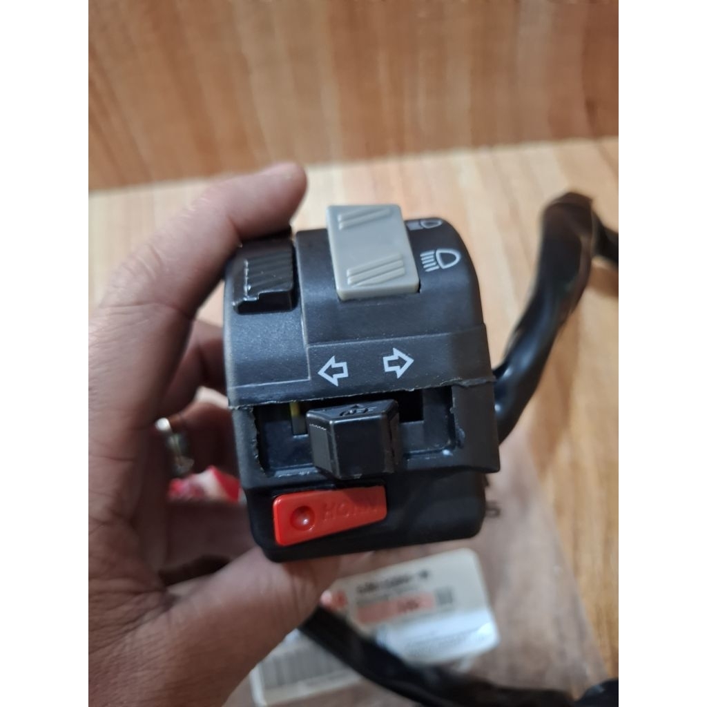 SAKLAR KIRI SEN WR 155 HOLDER KIRI WR155