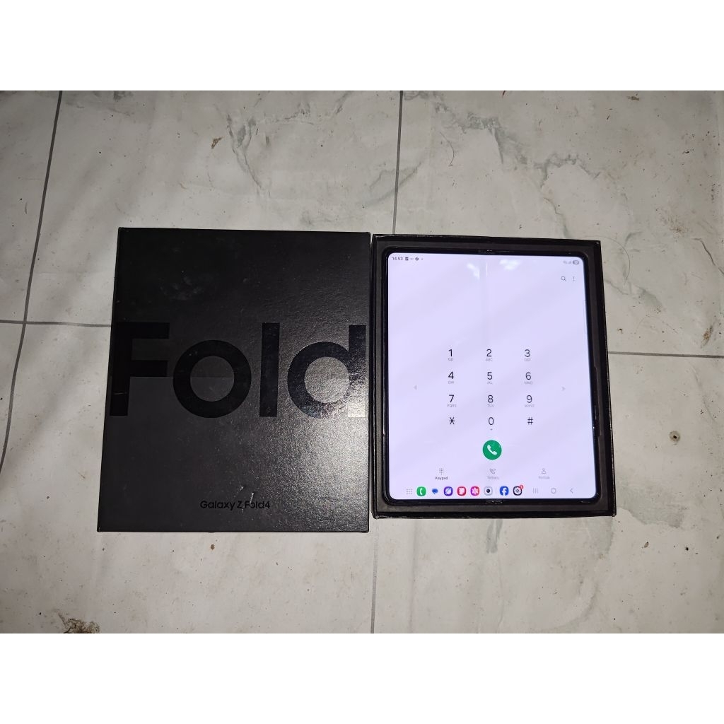 Samsung z fold 4 512gb minus