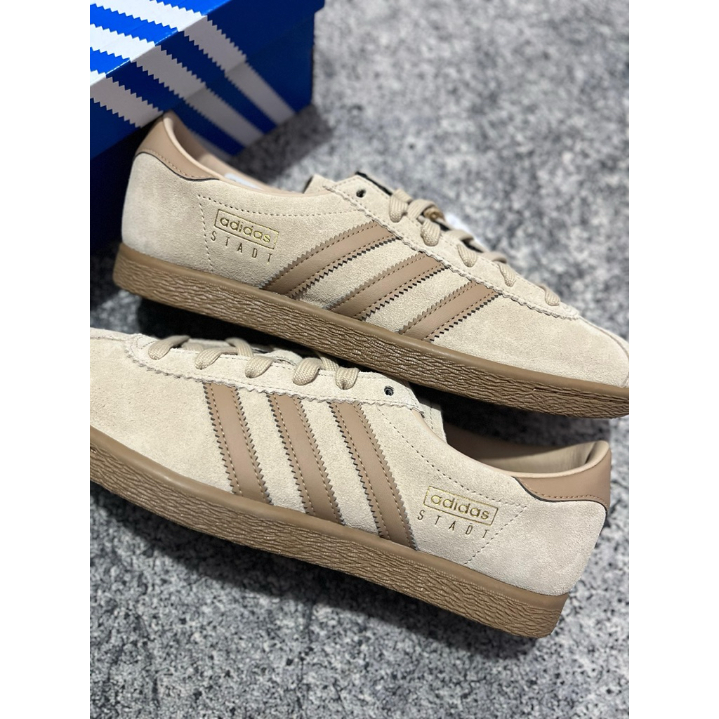 sepatu adidas stadt like new