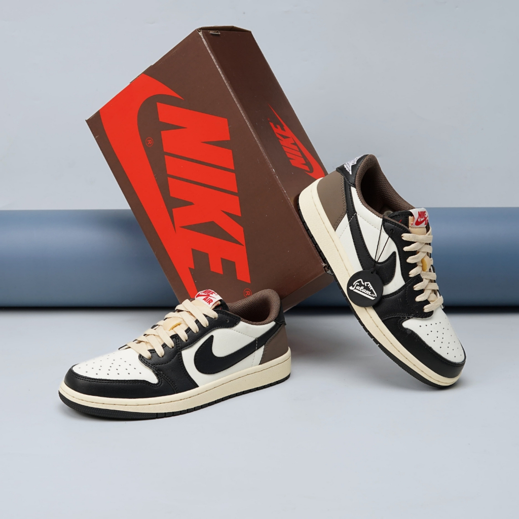 Sneakers 1 Low OG Dark Mocha Sail