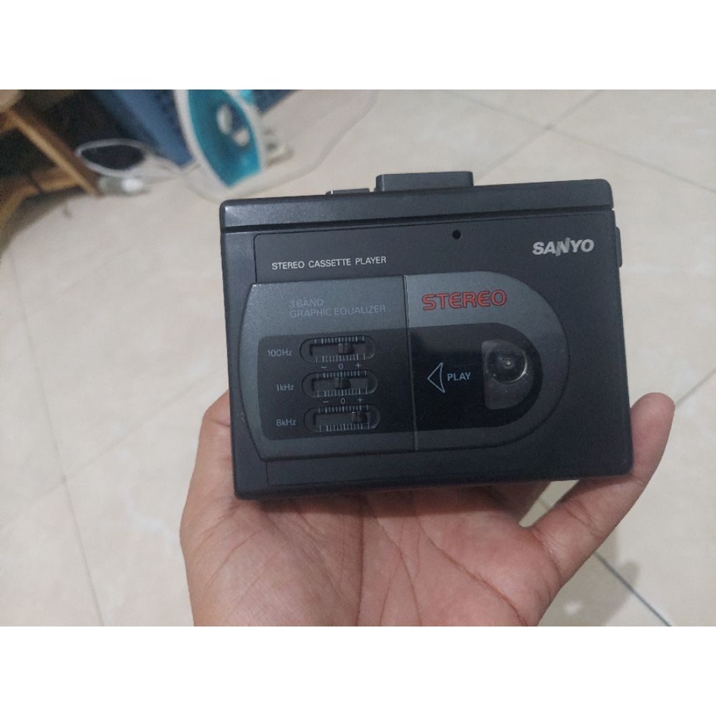 walkman Pemutar kaset Sanyo MGP 29