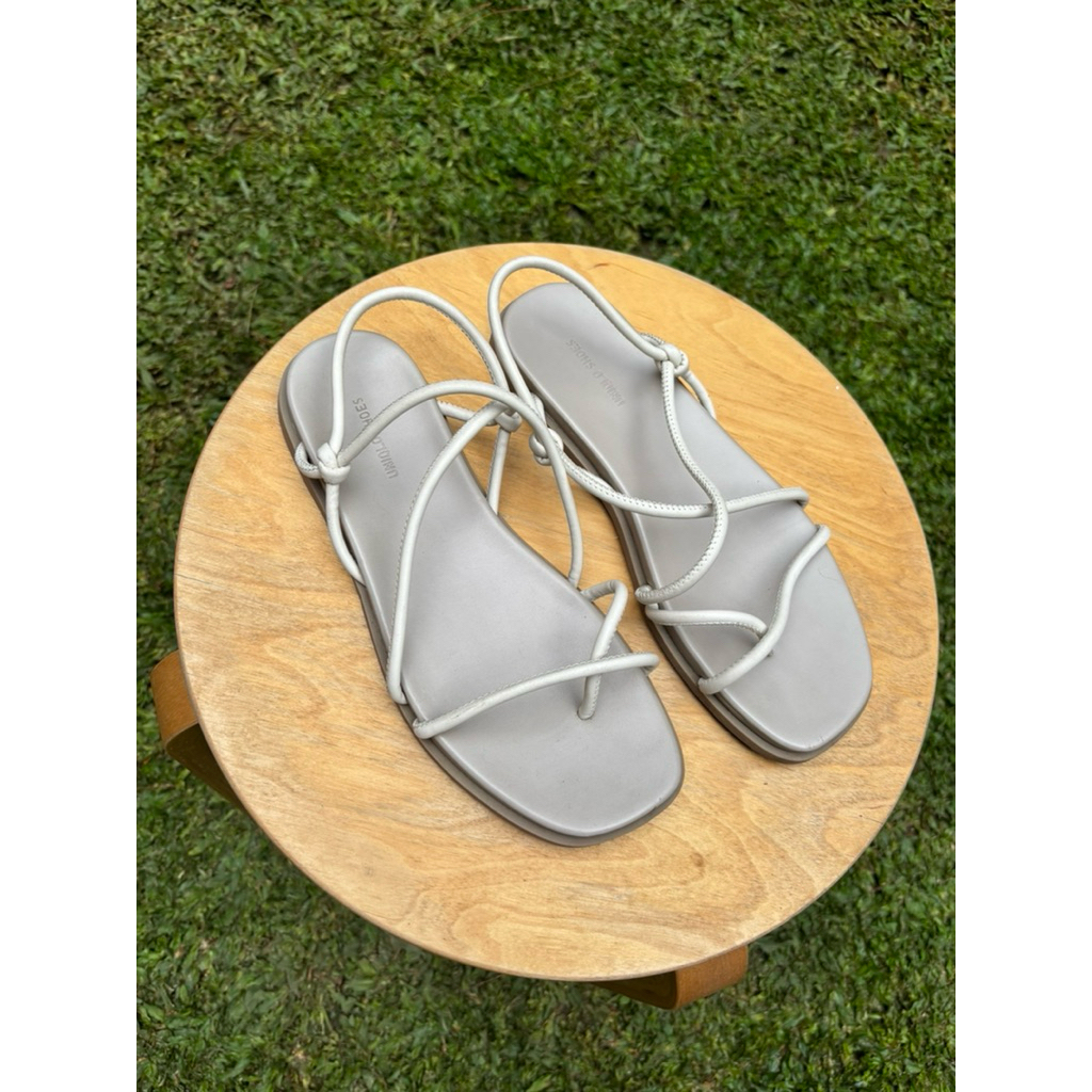 Uniqlo Strap Sandals Off White size 38