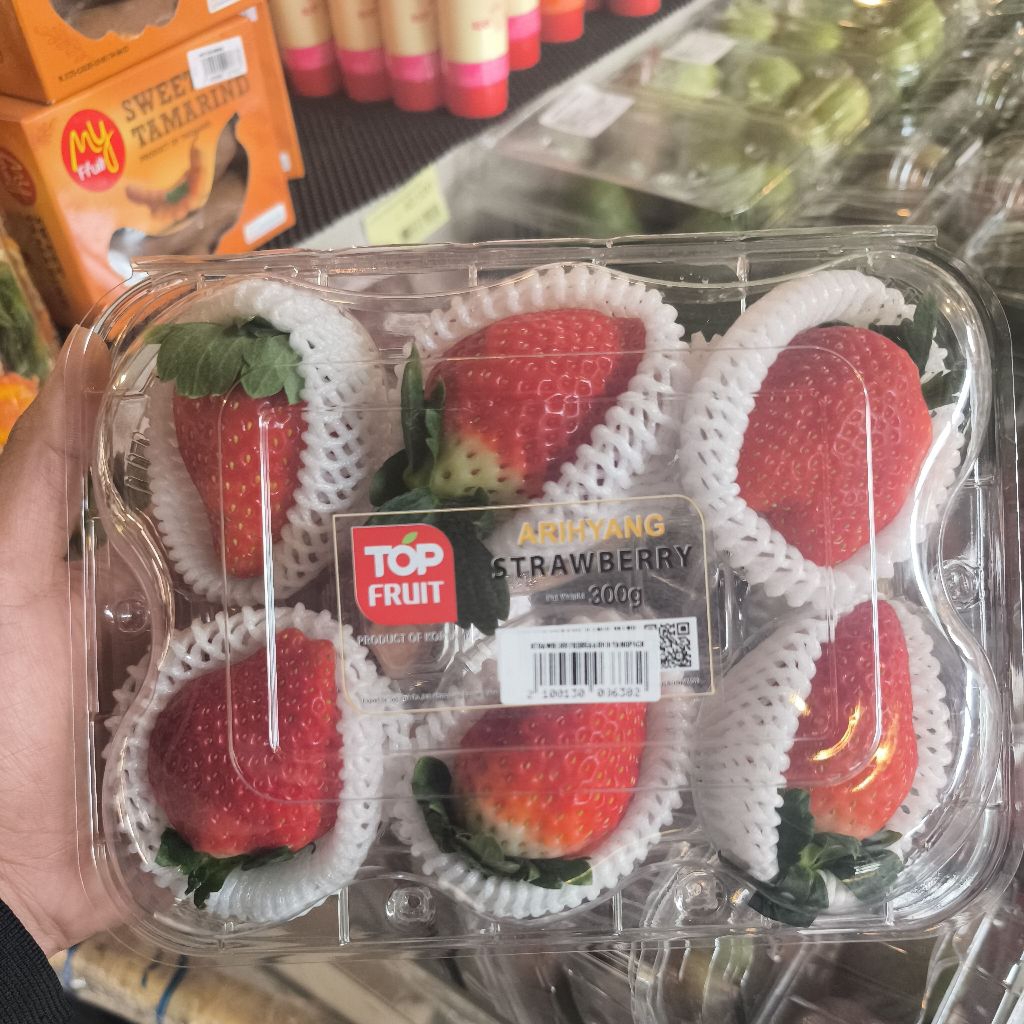 Buah Strawberry Korea Jumbo Fresh / Pack