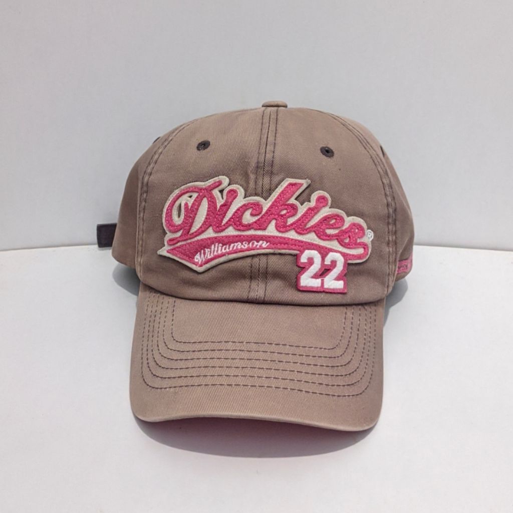 Topi Dickies
