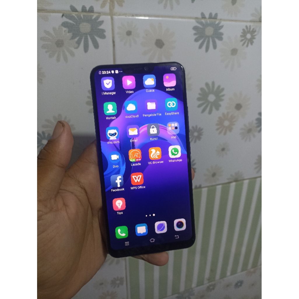 Vivo V9 ram 4/64 kondisi normal siap pake mulus normal no minus handphone second berkualitas
