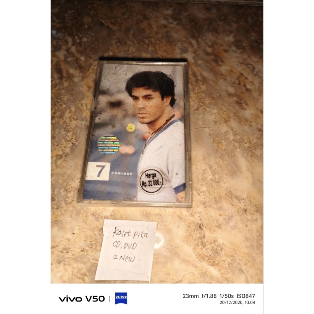 Kaset Pita Enrique Iglesias