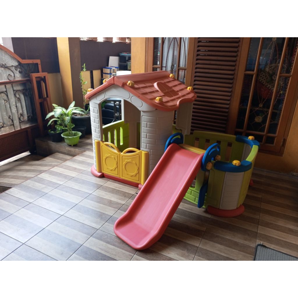 PRELOVED PLAYHOUSE RUMAH RUMAHAN MAINA  RUMAHAN PLAY HOUSE PEROSOTAN PROSOTAN PLOSOTAN MAINAN ANAK T