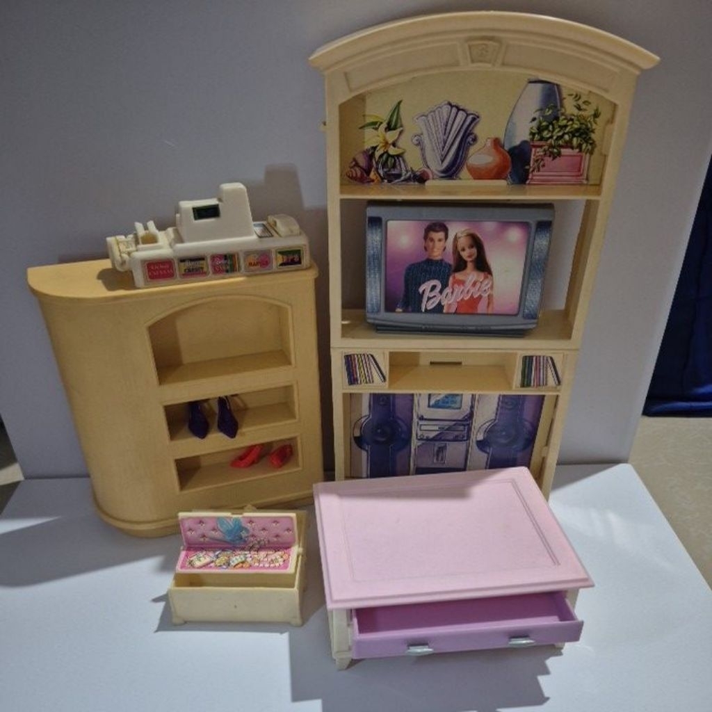 Perabotan barbie preloved