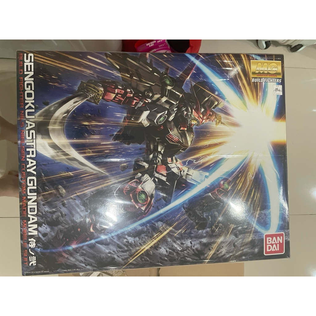 MG 1/100 sengoku astray gundam