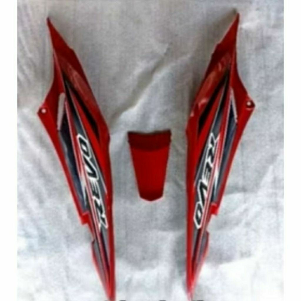 Cover Body belakang Honda Revo lama Revo lancip + striping  stiker warna merah maroon